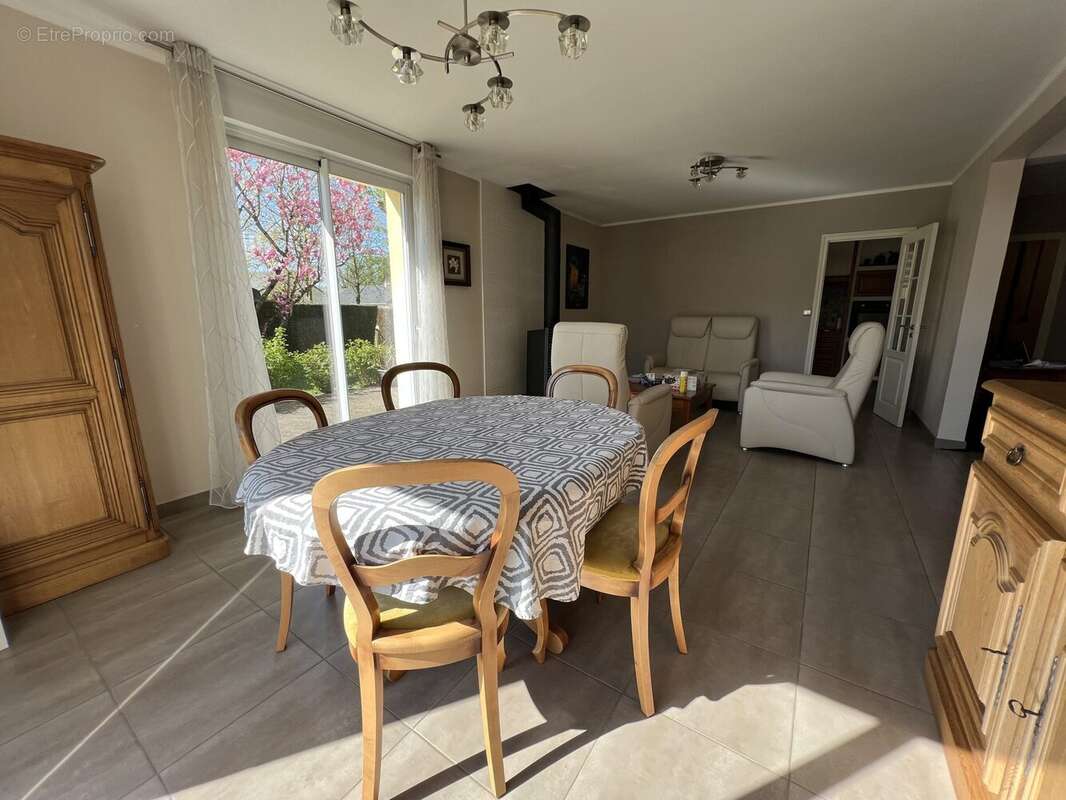 Maison à CHATEAUGIRON