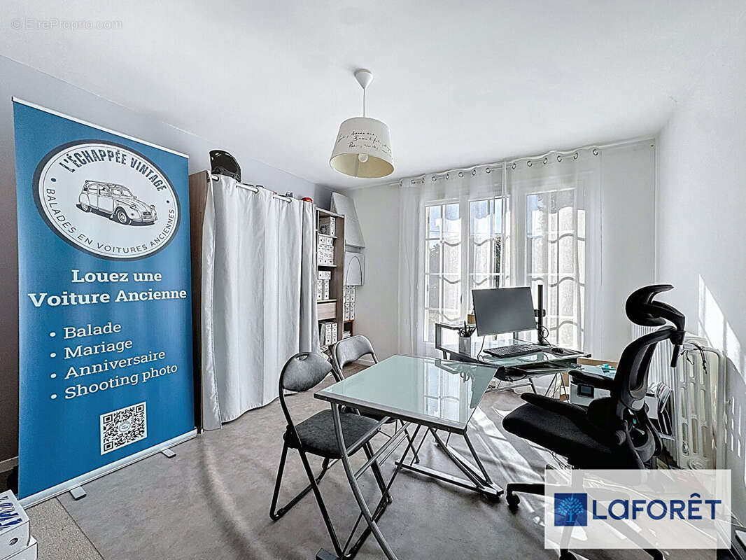 Maison à LES MESNULS