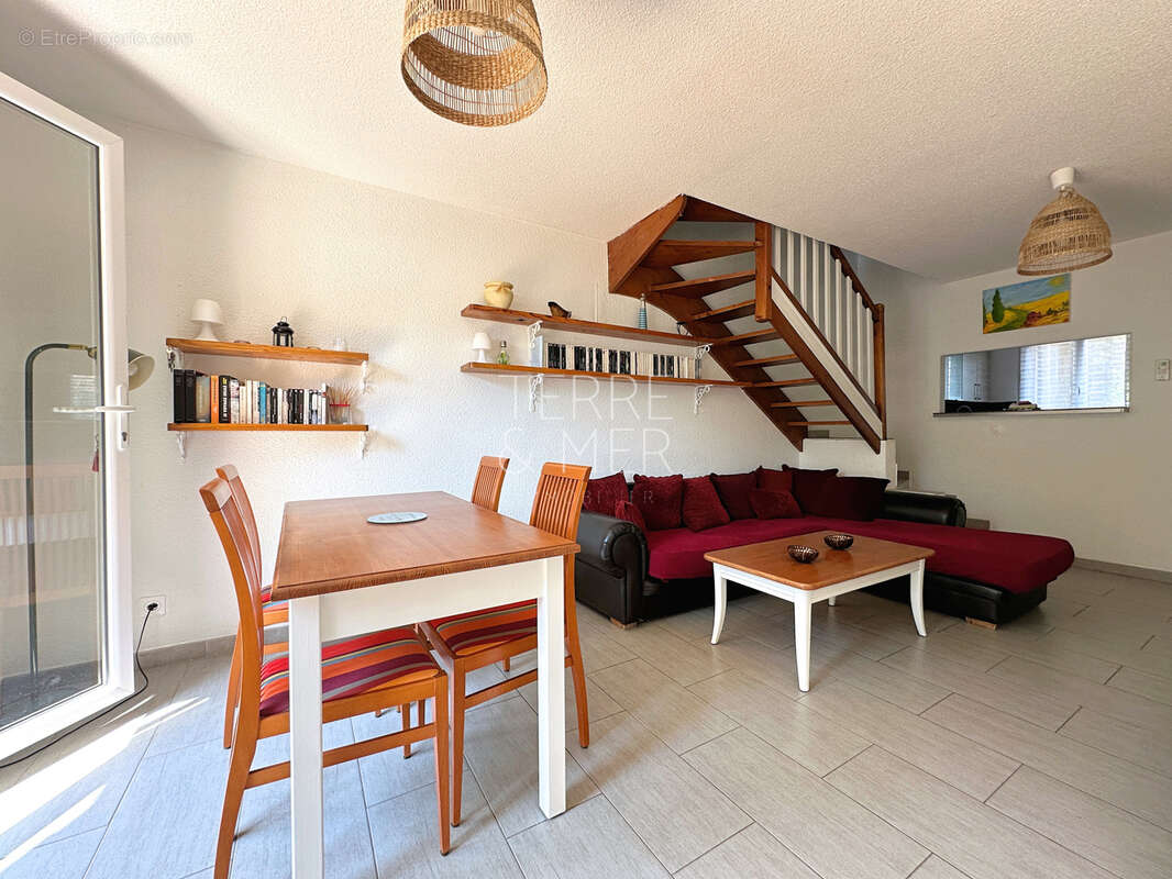 Maison à SAINT-CYPRIEN