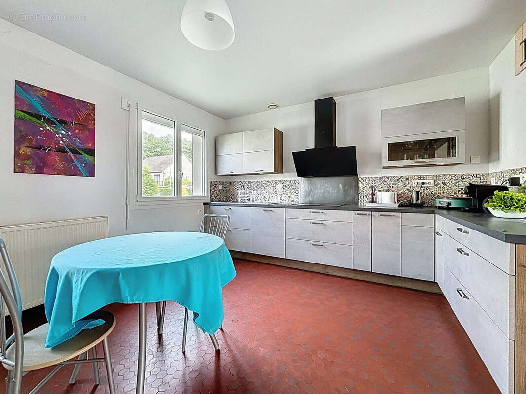 Maison 191 m² à Saint-Lo  - photo 5