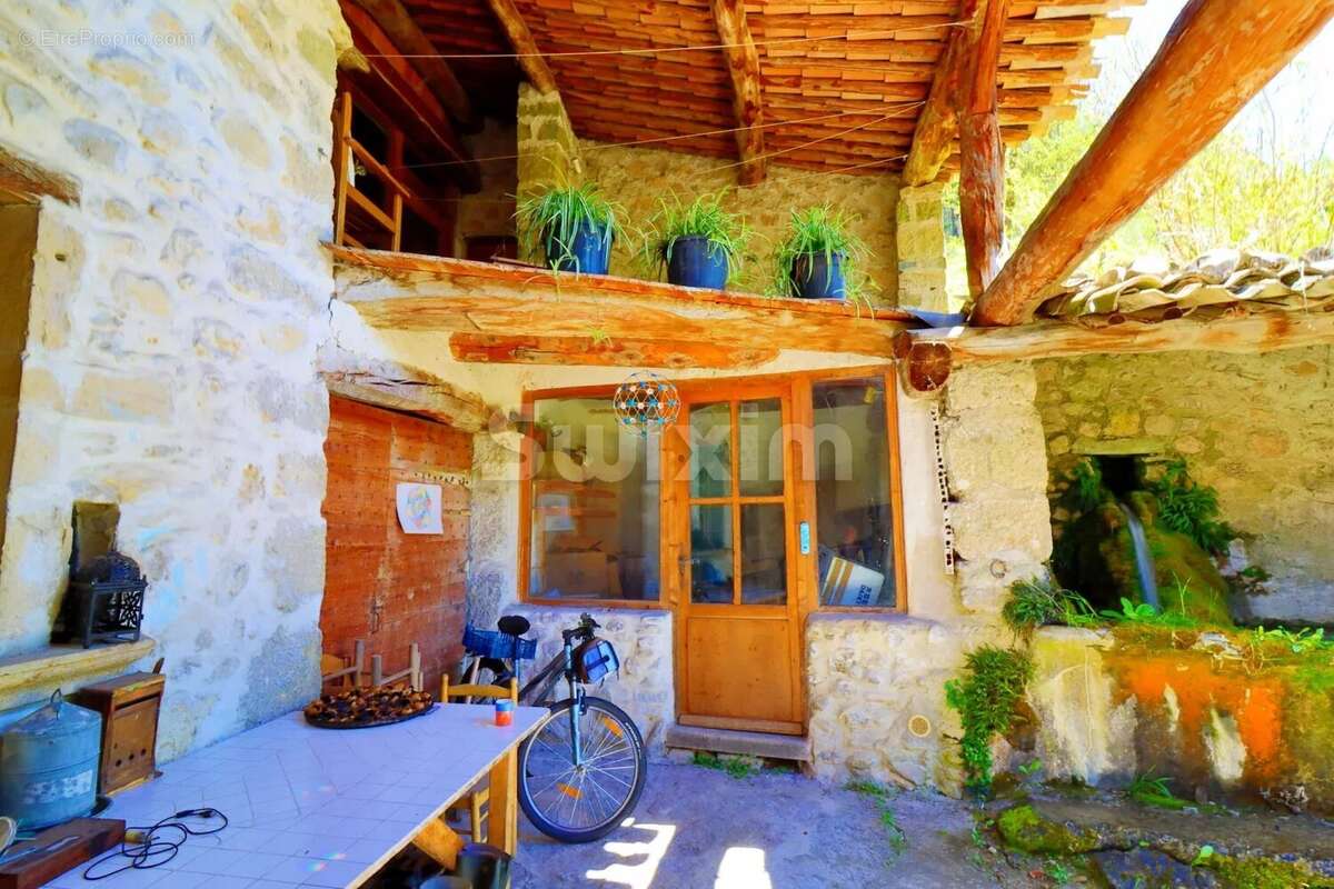 Maison à CORNILLON-SUR-L&#039;OULE