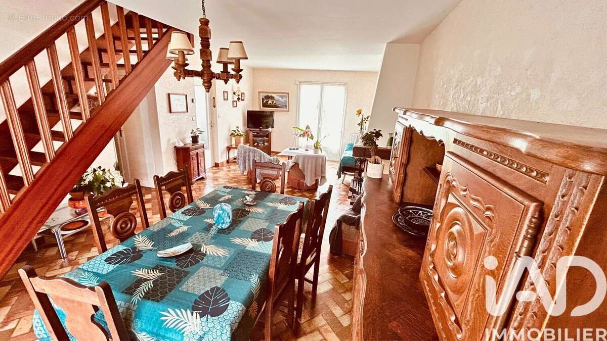 Photo 9 - Maison à LE TOUR-DU-PARC