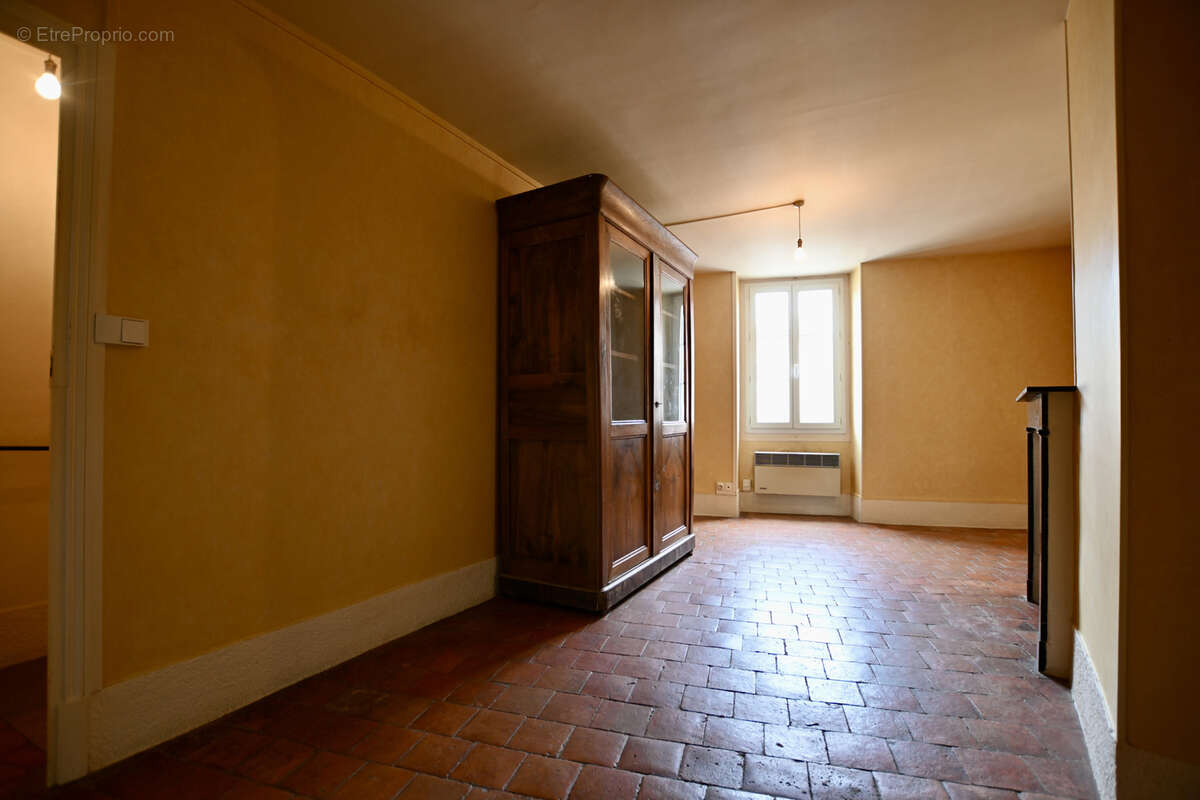 Maison à L'ISLE-SUR-SEREIN