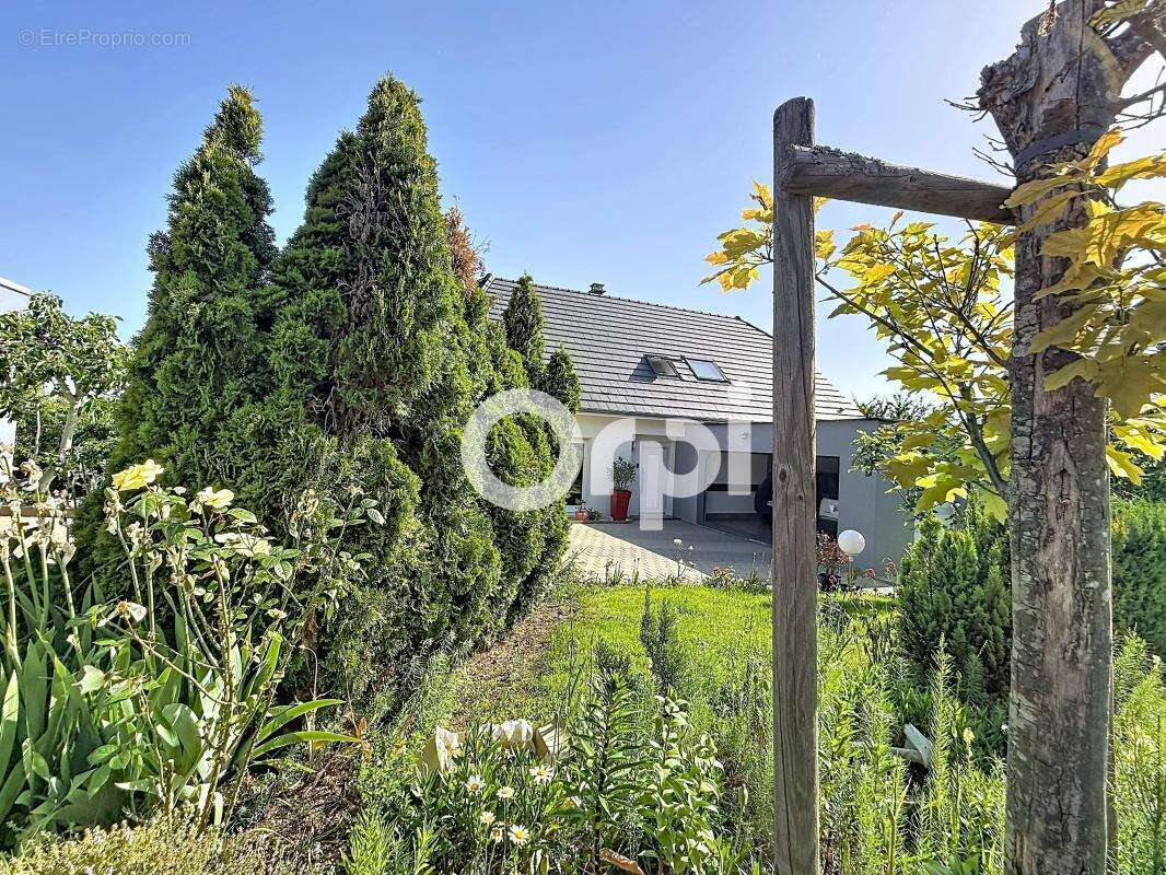 À vendre - Maison Familiale de 253m² avec appartement indépendant - 618 000€ FAI - photo 41