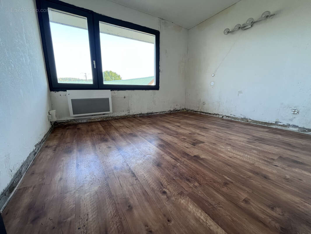 Appartement - 32,74 m2 - F2 - photo 9