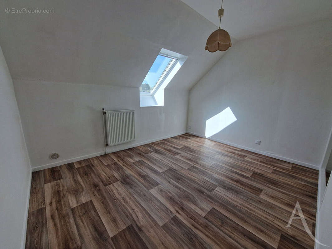 Maison à MONDEVILLE