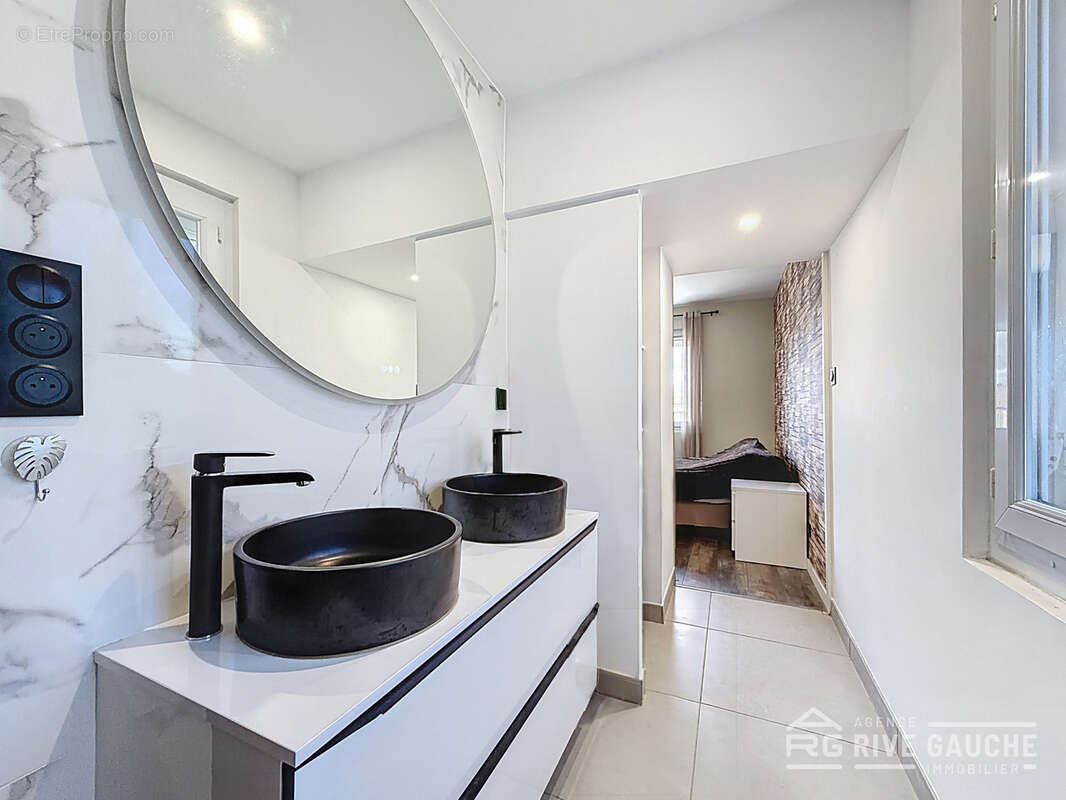 Maison à ROUSSILLON