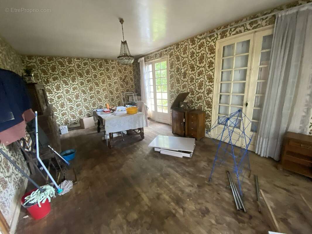 Maison à LANGUIDIC