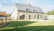 Photo 1 - Maison à LE GRAND-CELLAND