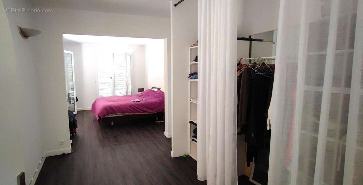 Maison à DECAZEVILLE