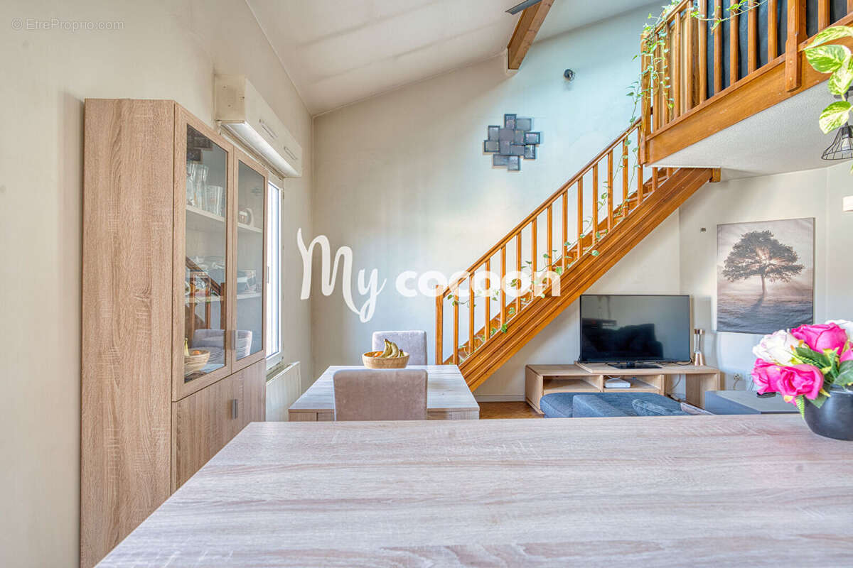 Appartement à LYON-8E