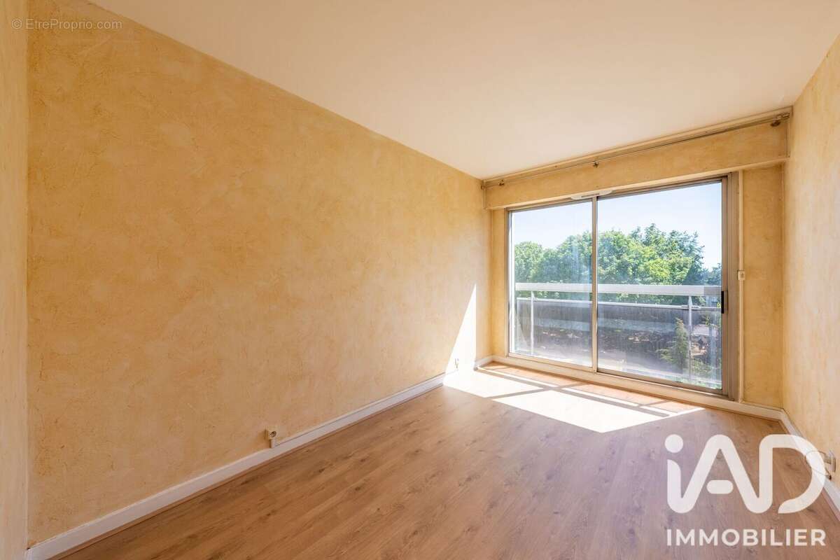 Photo 8 - Appartement à CHEVILLY-LARUE