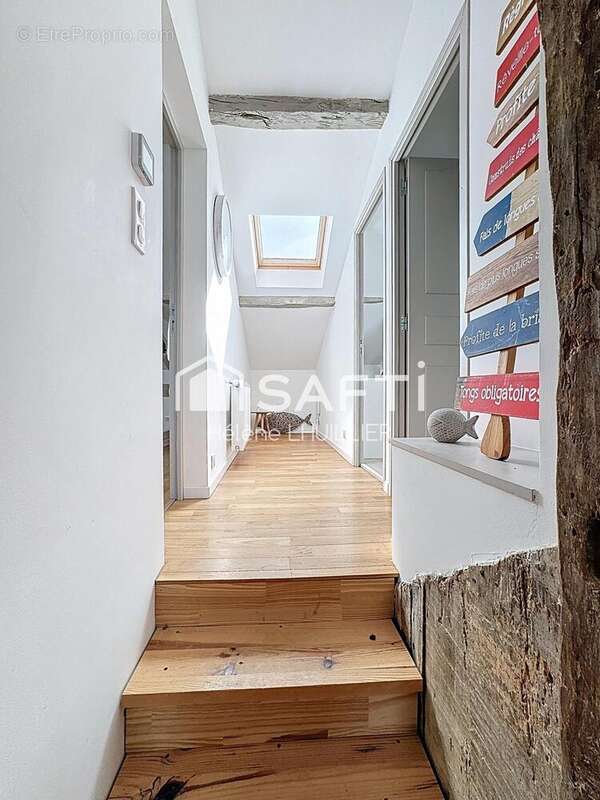 Maison 231 m² à Monblanc  - photo 6