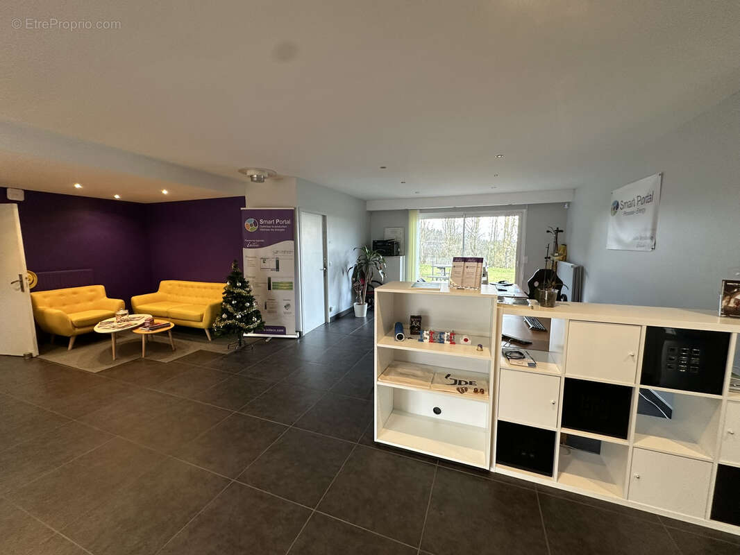 Commerce à SAINT-JUST-MALMONT