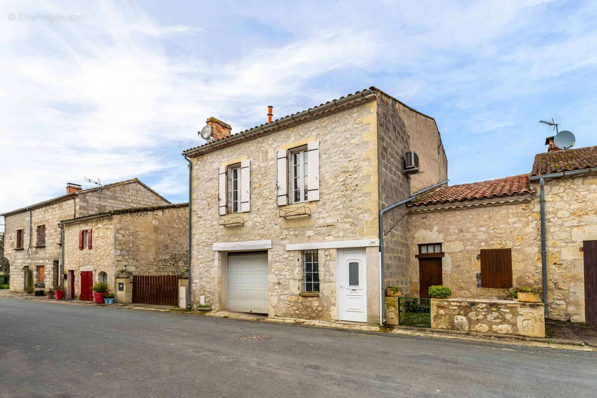 Village house - photo 21