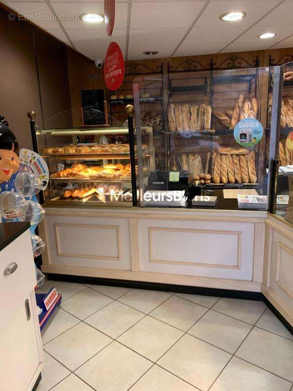 Commerce à BEAUJEU-SAINT-VALLIER-PIERREJUX-ET-QUITTEUR