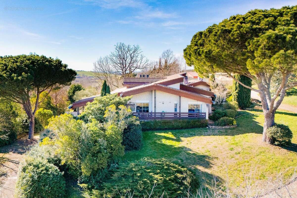 Maison à VIGOULET-AUZIL