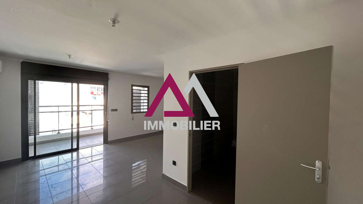 Appartement à SAINT-DENIS