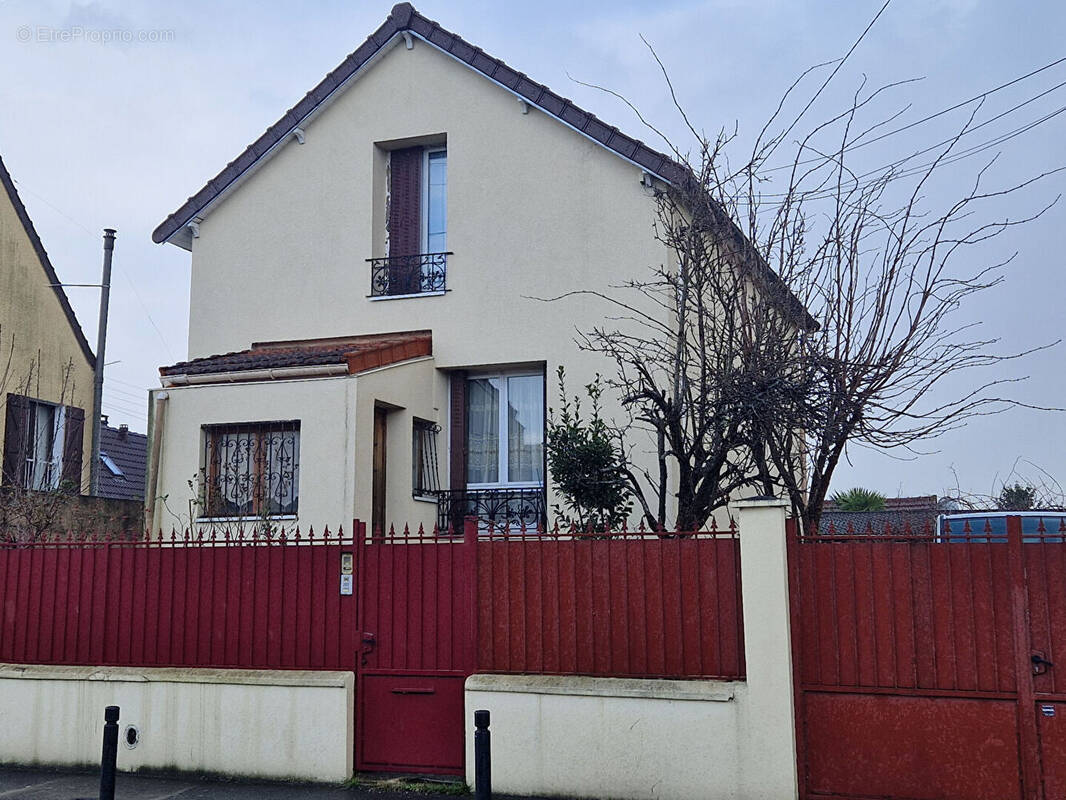 Maison à AULNAY-SOUS-BOIS