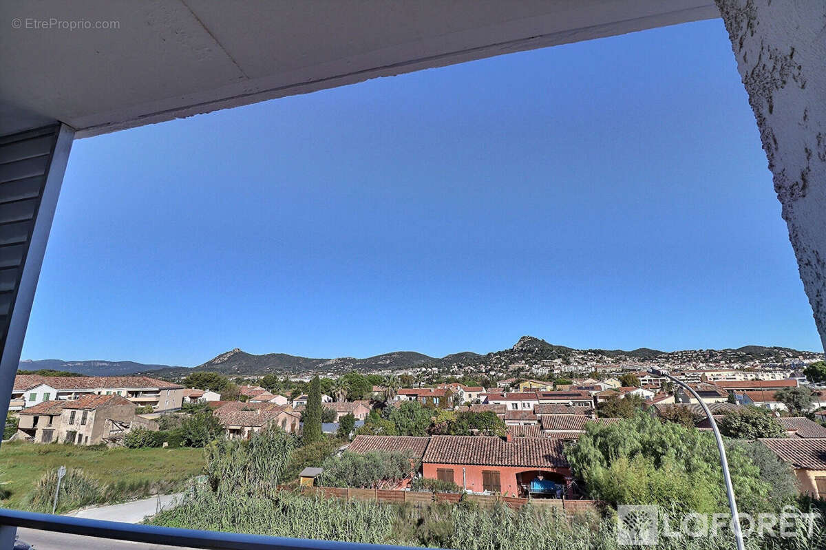 Appartement à HYERES