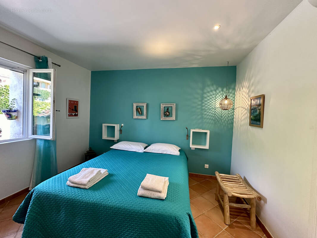 Maison à SAINT-JEANNET