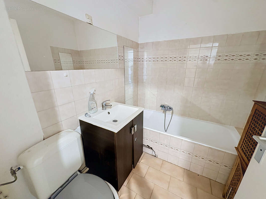 Appartement 27 m² à Vallauris  - photo 8