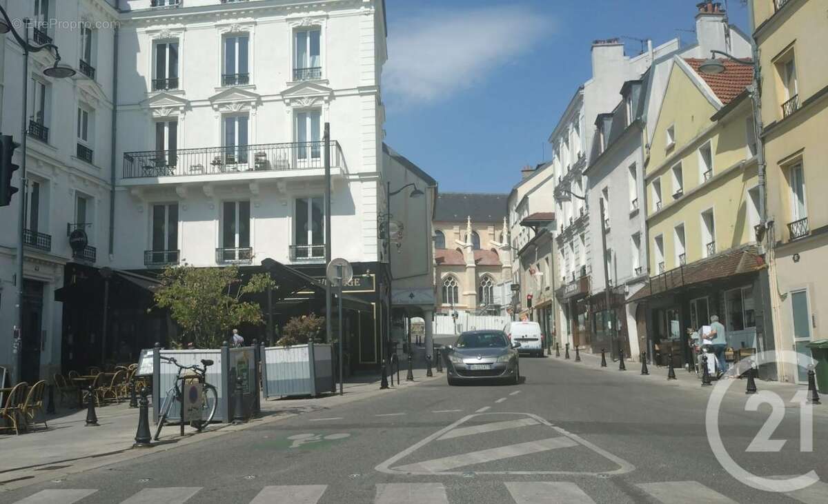 Terrain à FONTENAY-SOUS-BOIS