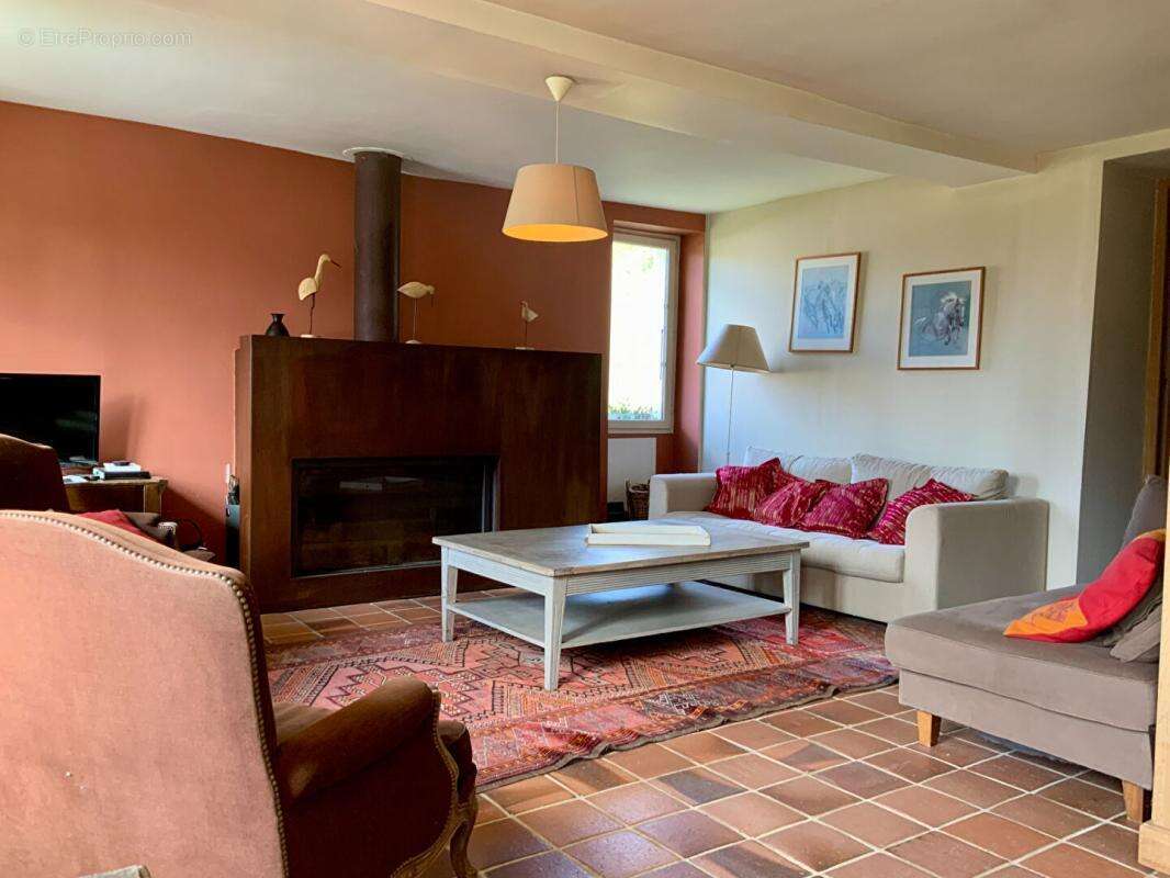 Elégante maison en pierre au coeur de la nature - Vue foret & charme authentiques à Dormelles - photo 7