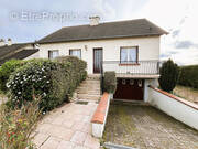 Maison à VILLEMANDEUR