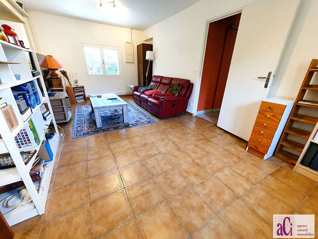 Maison à L'HAY-LES-ROSES