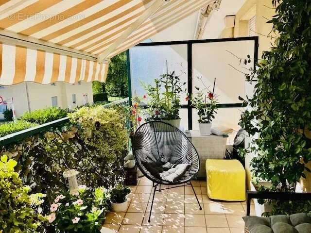 Appartement à DECINES-CHARPIEU