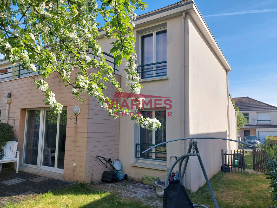 Maison à SAINT-MARTIN-DU-TERTRE