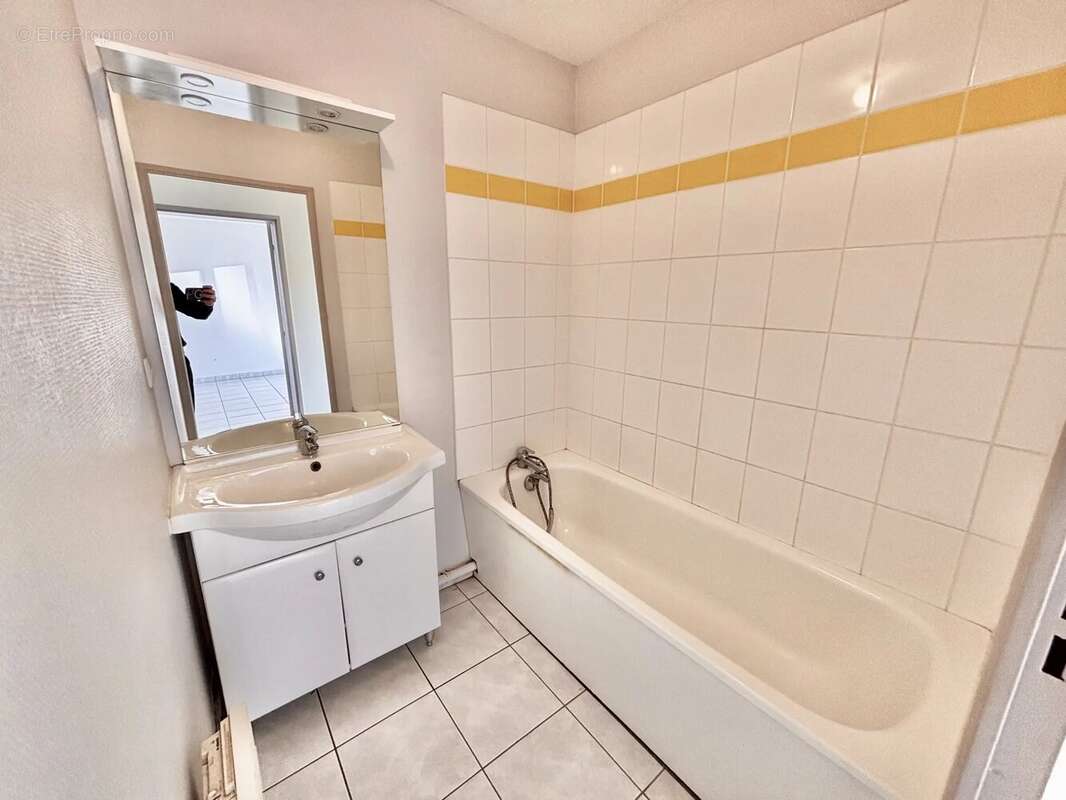 Appartement à ECROUVES