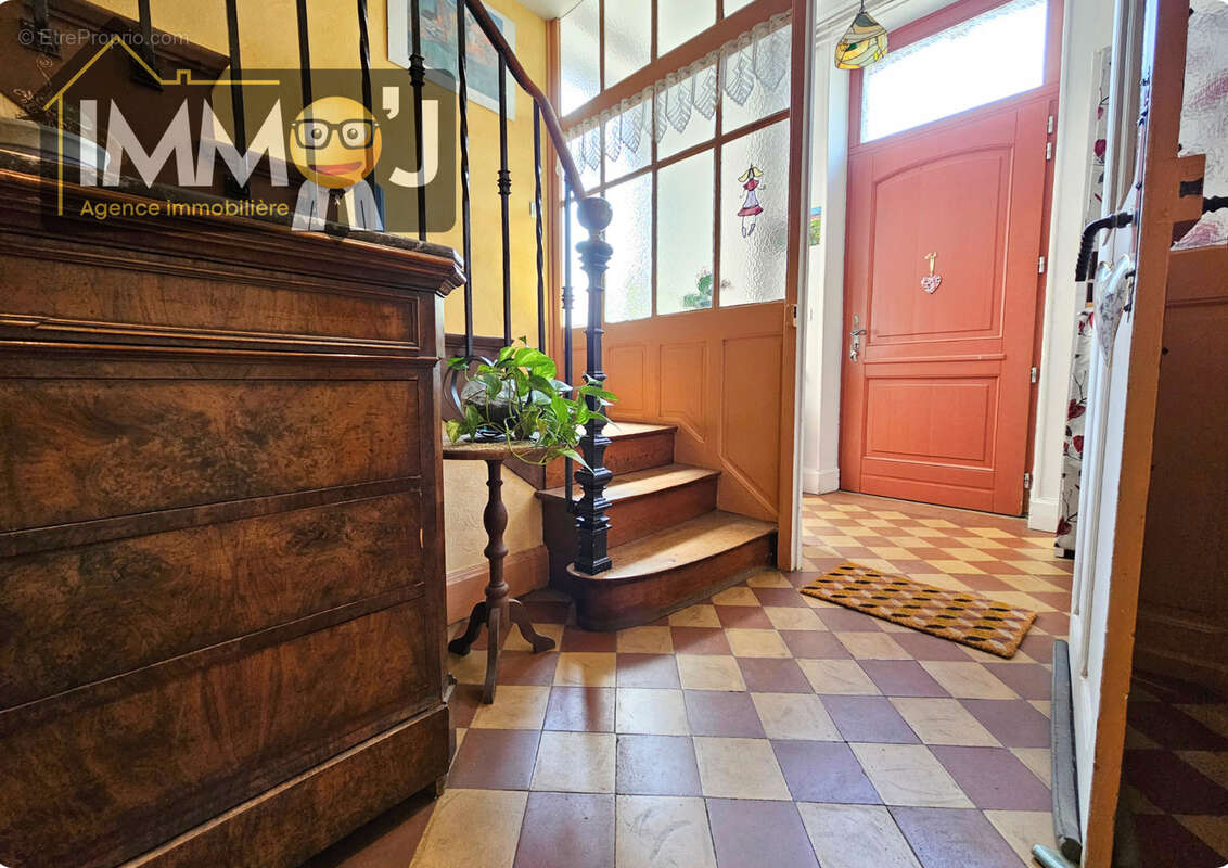 Maison à NEUVES-MAISONS