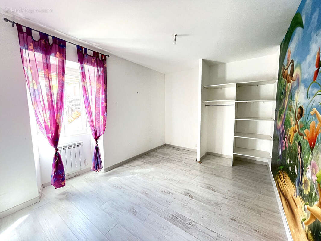 Maison familiale avec fort potentiel 152 m² sur terrain de 1 526 m²  Saint-Juéry - photo 6
