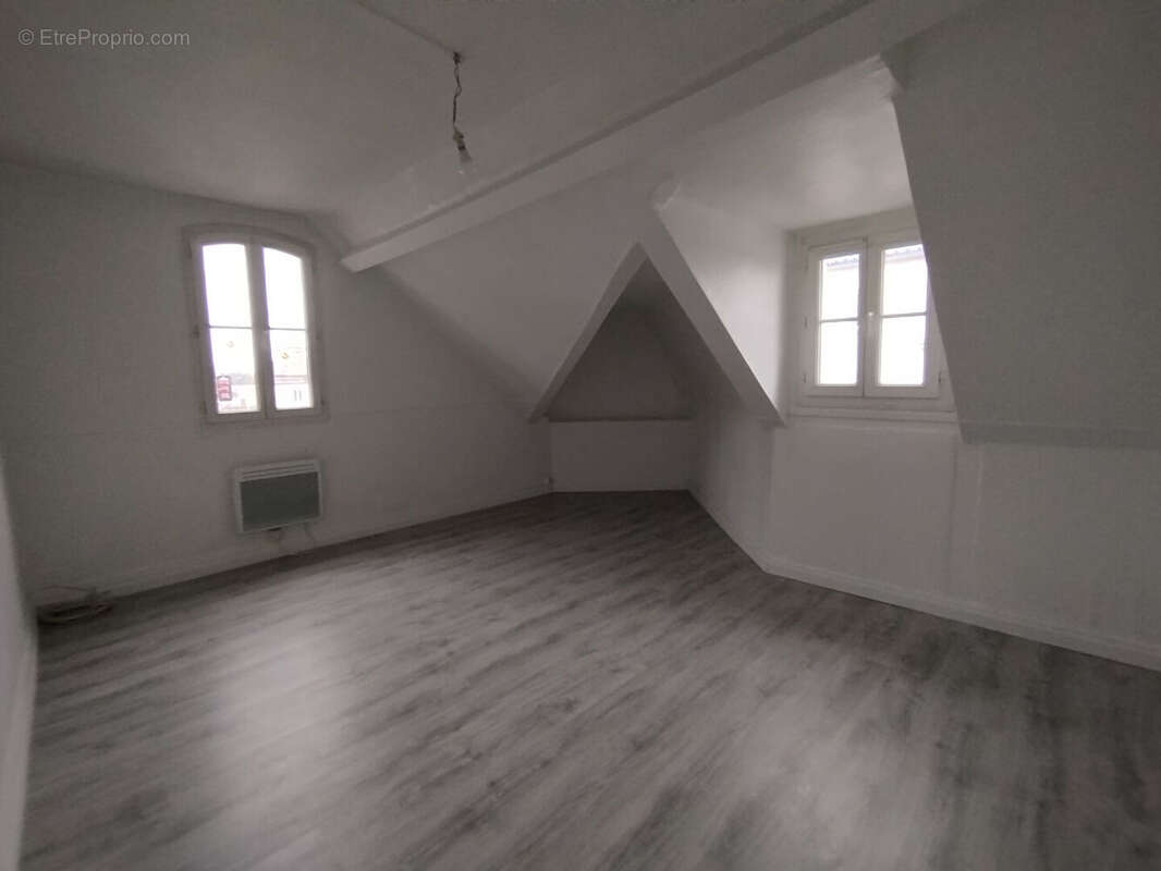 Appartement à ANIZY-LE-CHATEAU