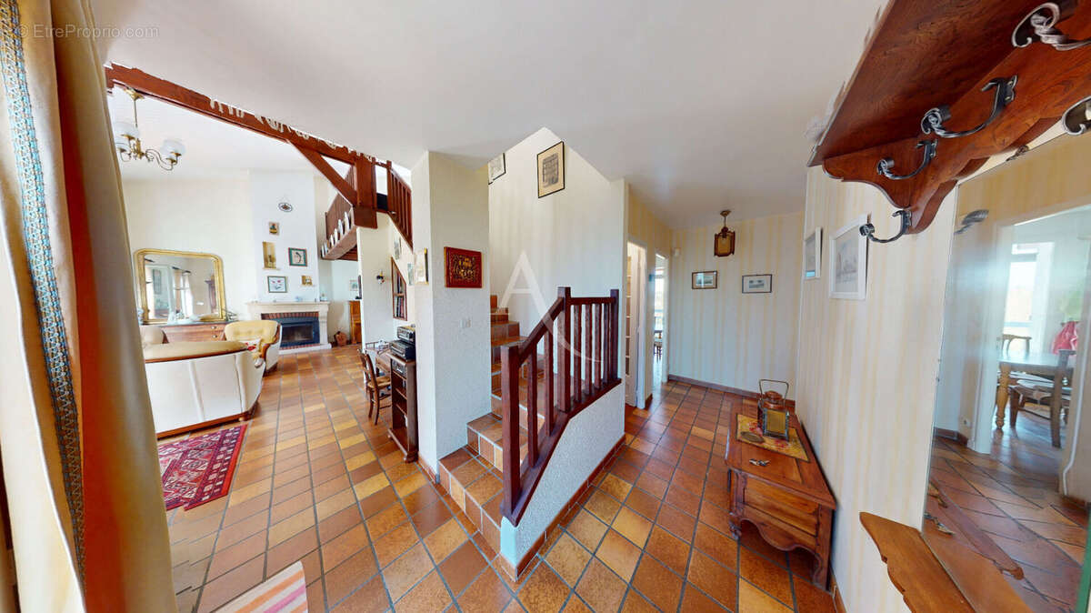 Maison à BUXEROLLES