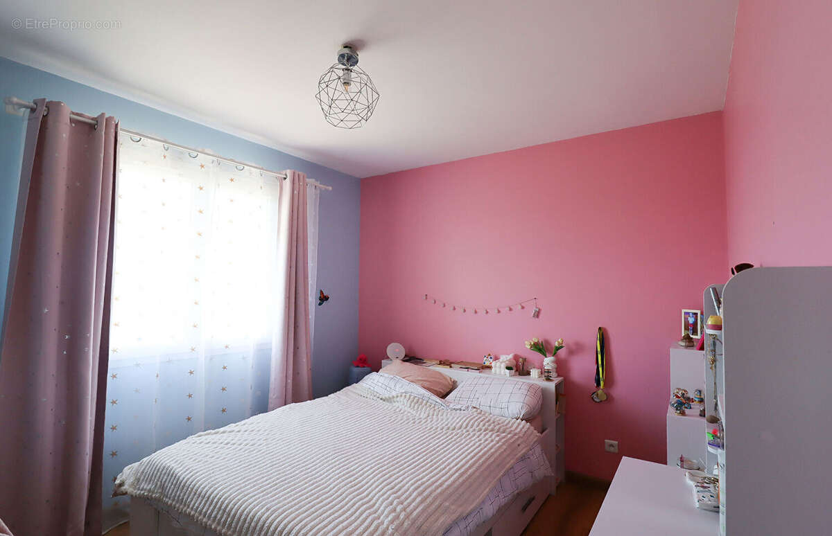 Maison T5 avec sous sol et jardin - photo 6