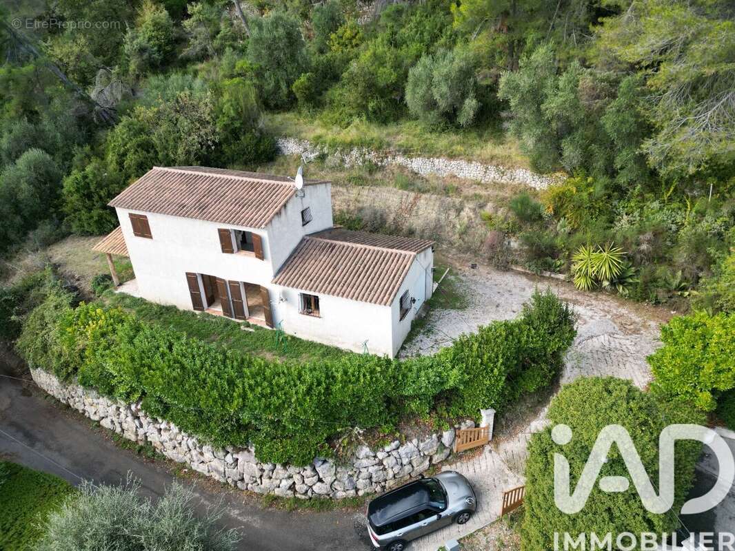 Photo 2 - Maison à CARROS