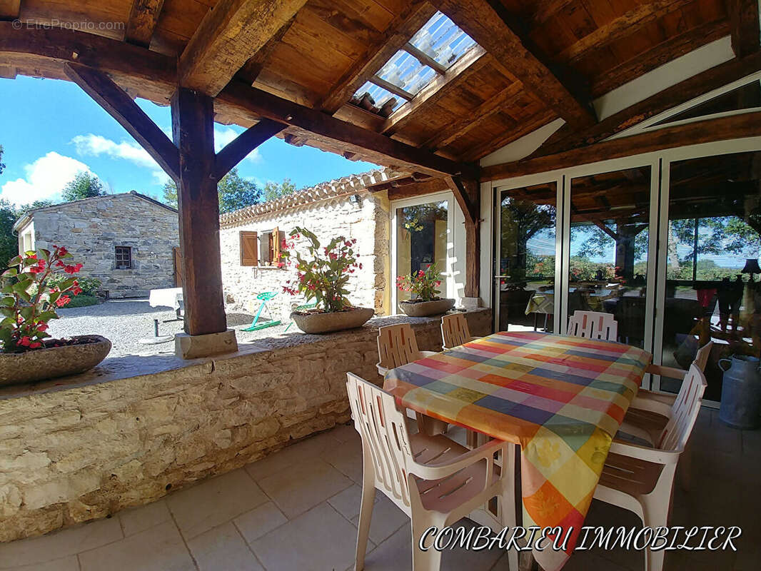 Maison à CAYLUS