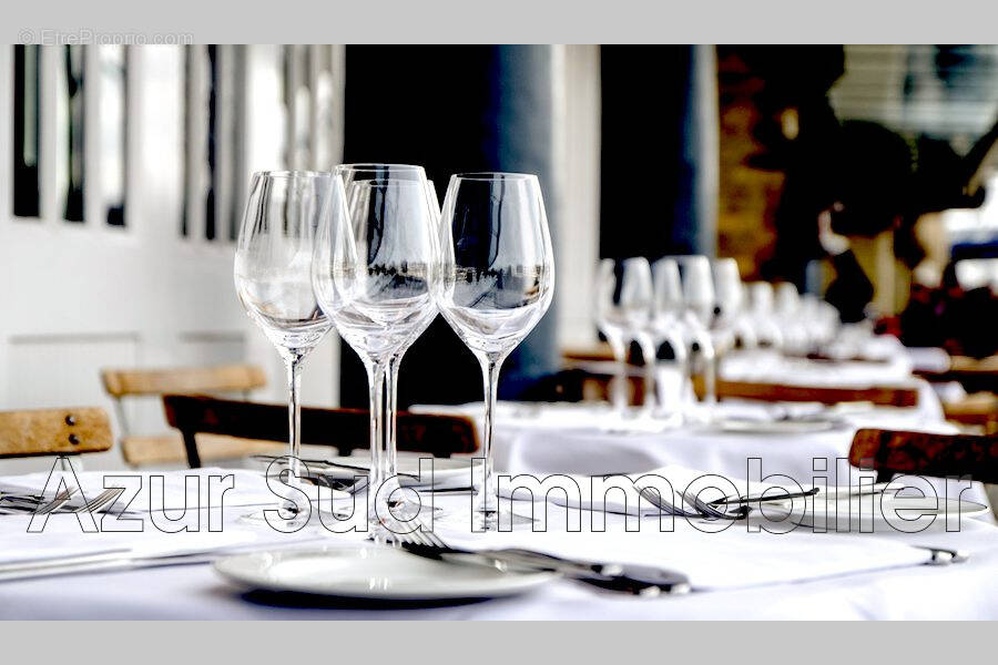 Commerce à VALLAURIS