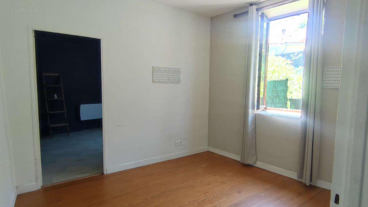Maison  de 4 pièces au calme - photo 6