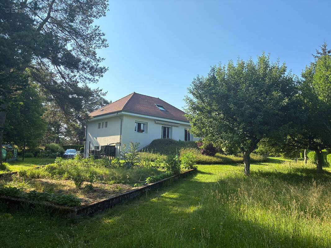 Maison à NANCRAY