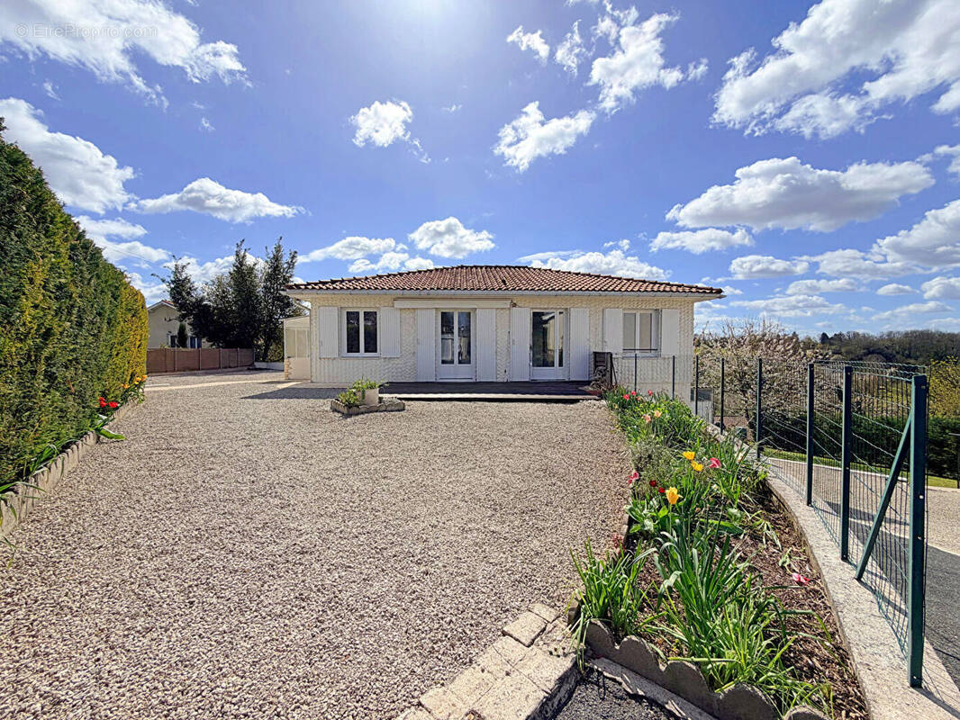 Maison à NERSAC