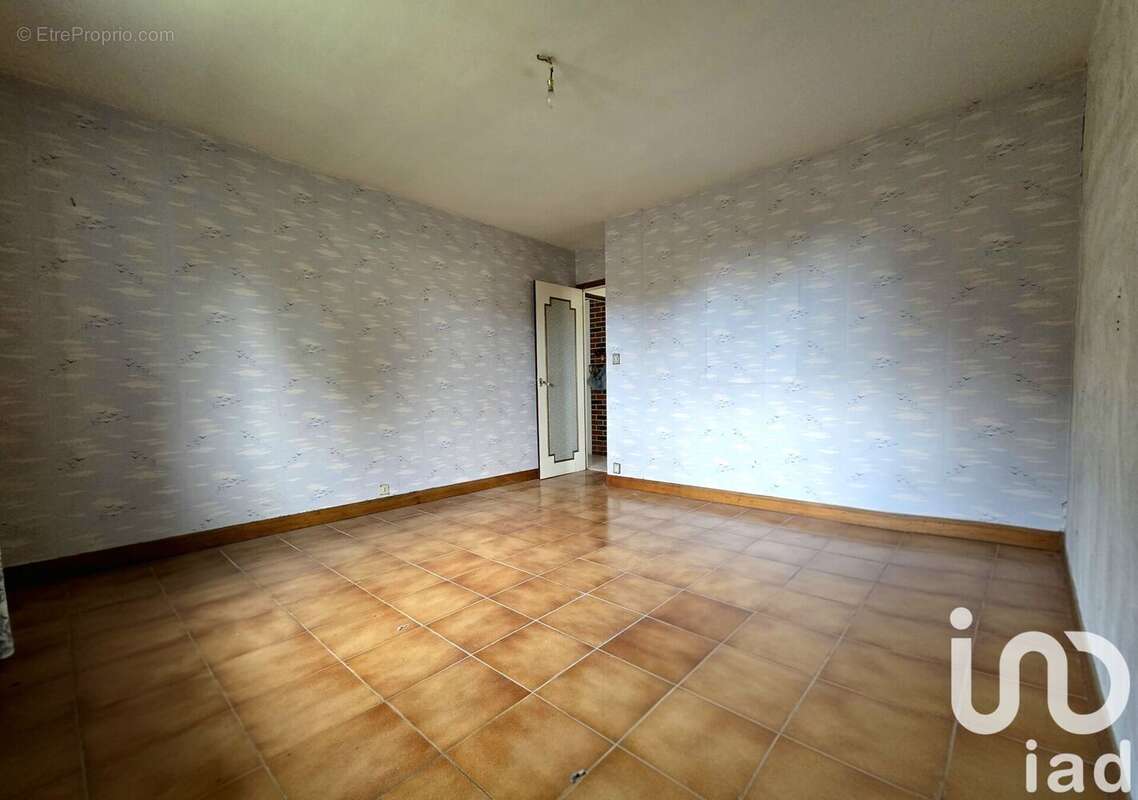 Photo 6 - Maison à LE MONT-SAINT-ADRIEN