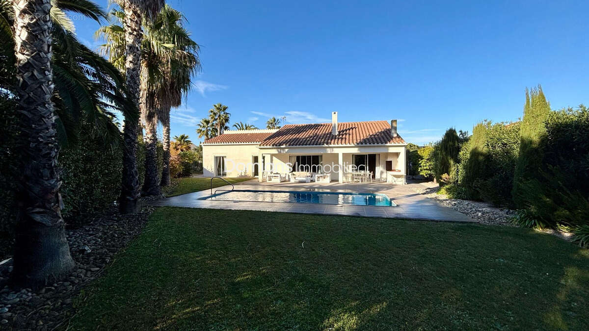Maison 152 m² à Saint-Cyprien  - photo 6
