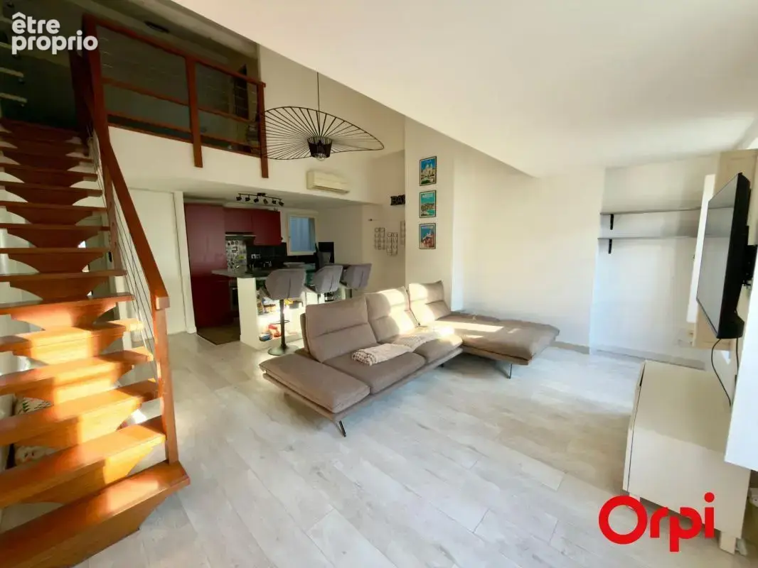Appartement T3 Duplex – 66 m² – Haussmannien – Rue de la République 13002 Marseille - photo 3