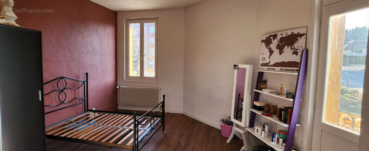 Maison à NEUFCHATEL-EN-BRAY