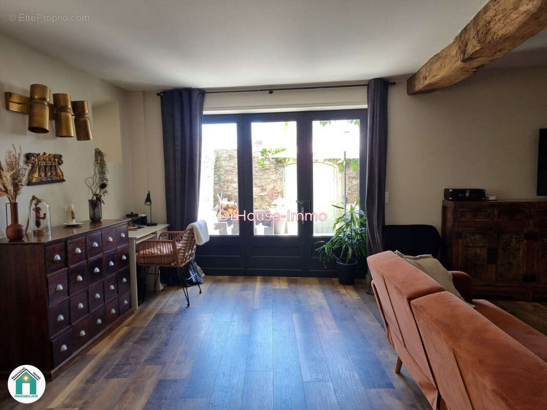 Maison à VILLARDONNEL