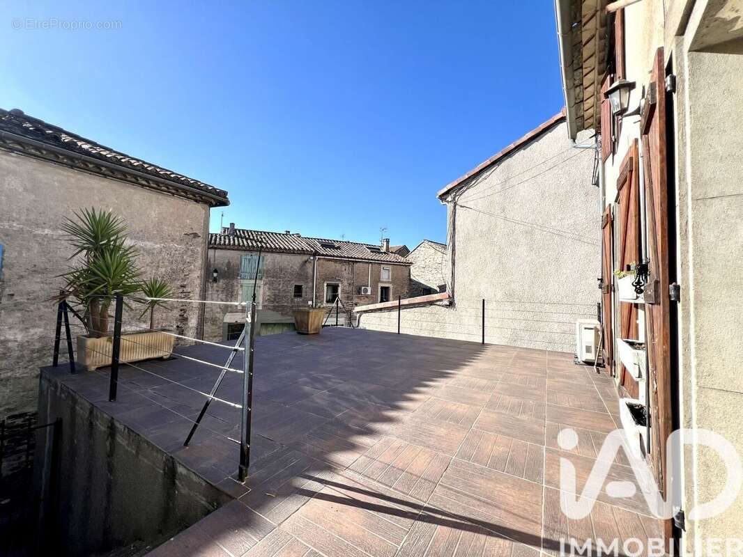 Photo 2 - Maison à VILLARDONNEL